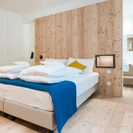 Zum Hirschen Boutique Val Di Non 3*